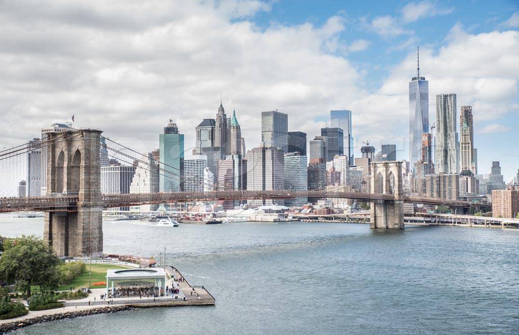 Фотообои Бруклинский мост солнечным днем в Нью Йорке