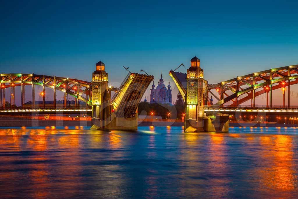 Фотообои Мост Петра Великого