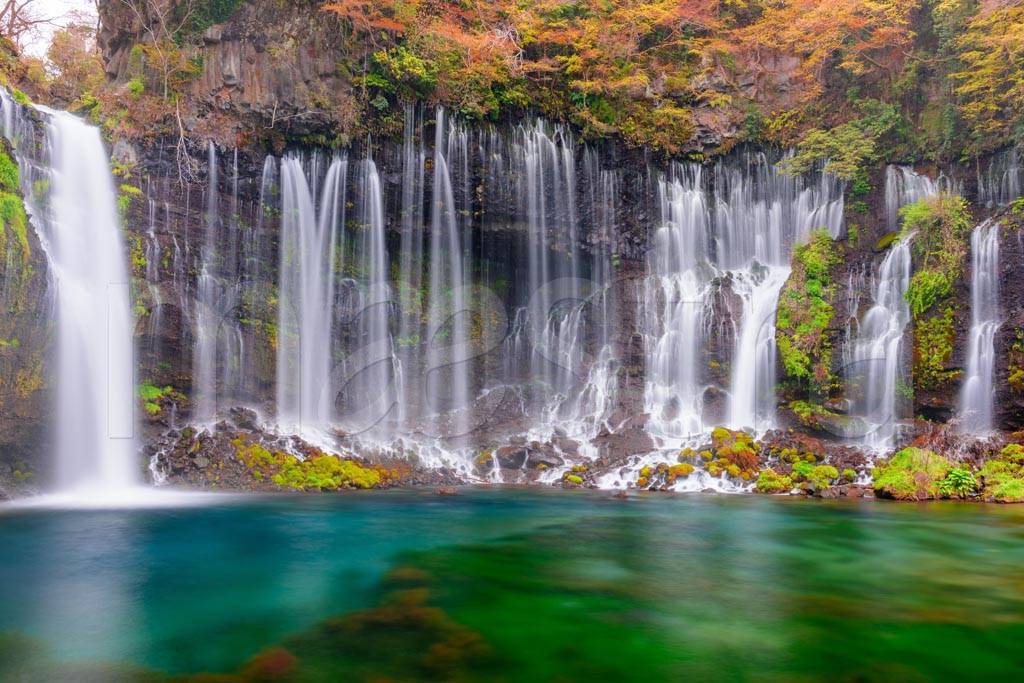 Фотообои Водопад сказочный в Японии