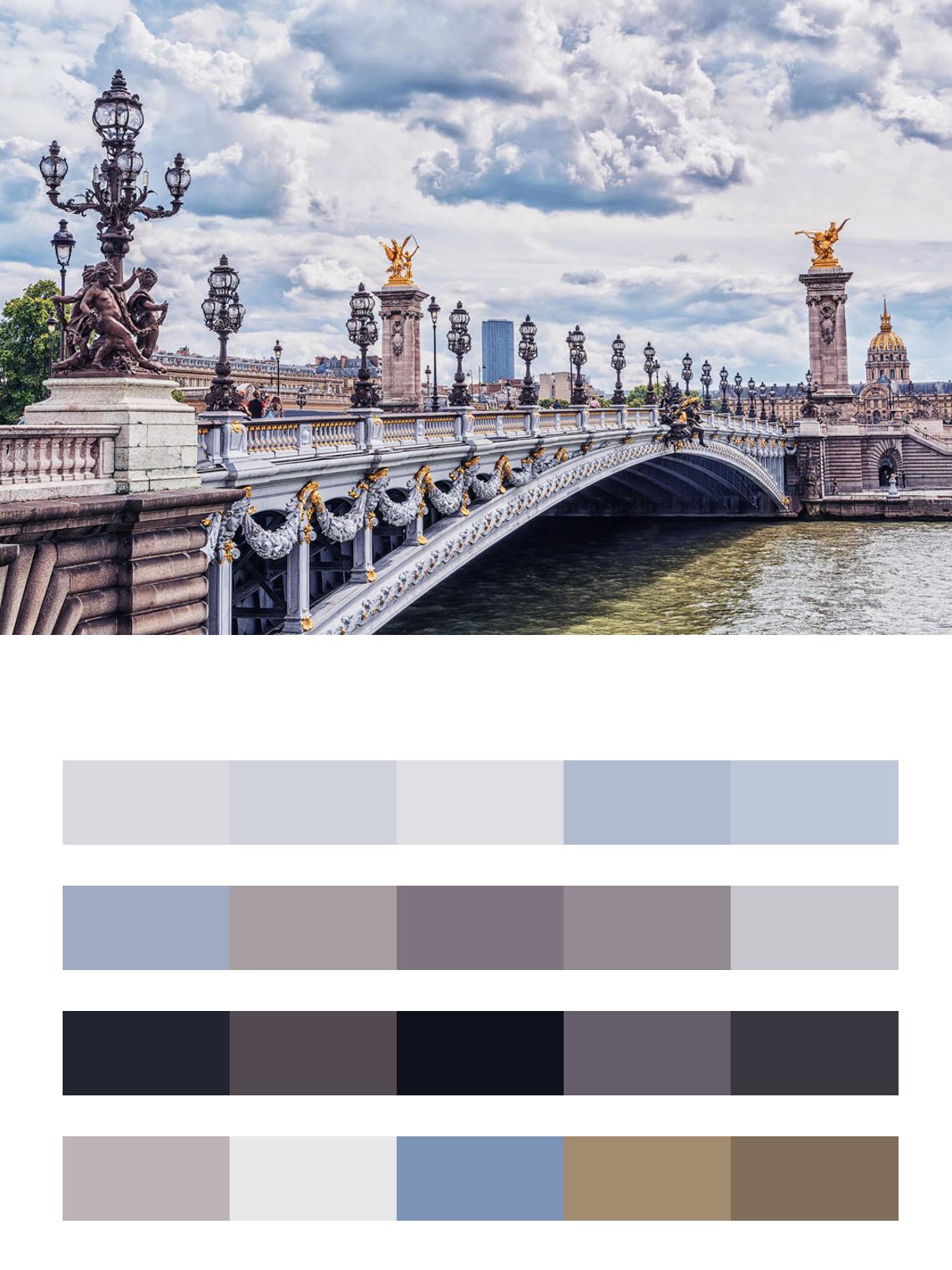 Мост в Париже и серое небо цвета