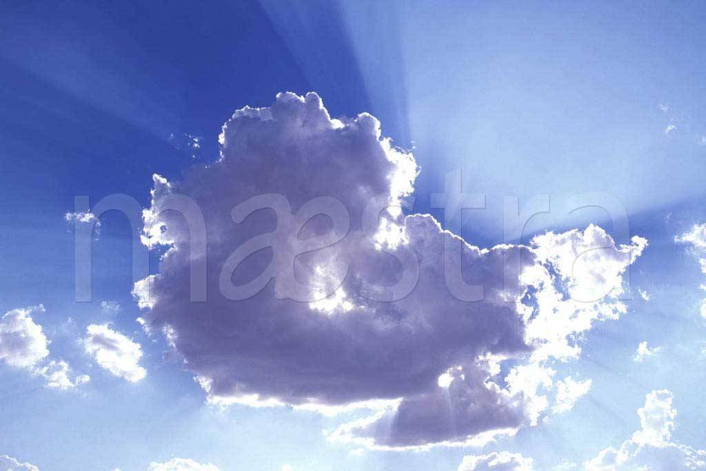 Фотообои Лучи солнца на небе 3д