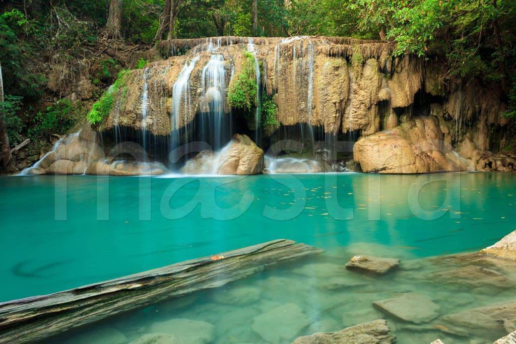 Фотообои Водопад Канджанаб в Национальном парке Эраван