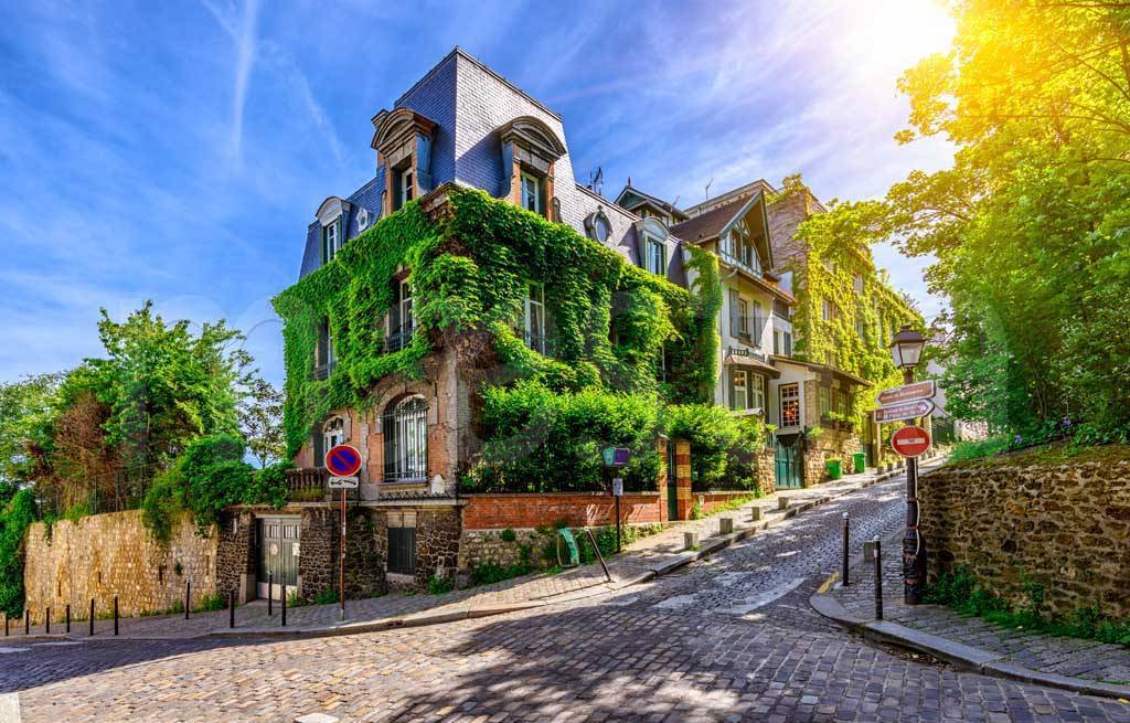 Фотообои Солнечная улочка Парижа