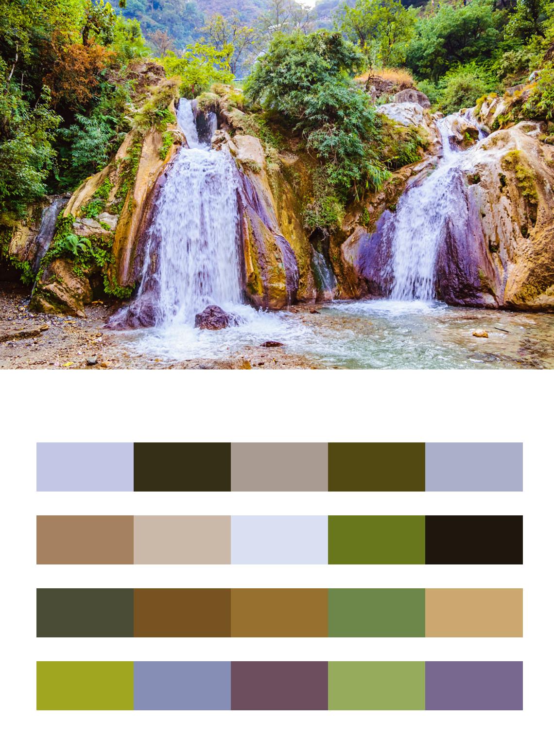Водопад Кемпти в зеленой долине Уттаракханд, Индия цвета
